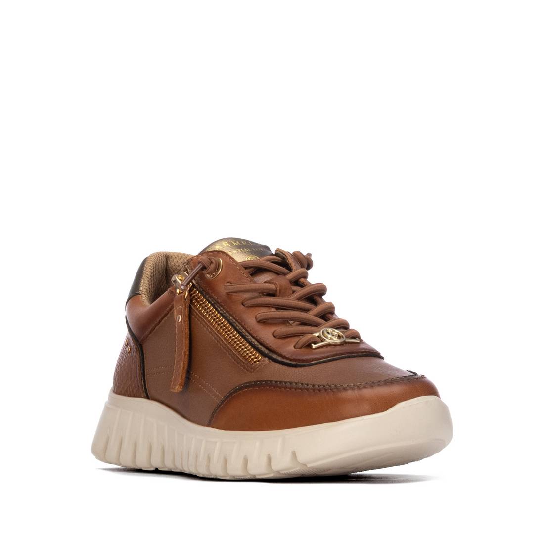 Zapatilla de mujer plano Carmela 16424402