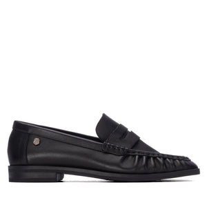 Women's footwear