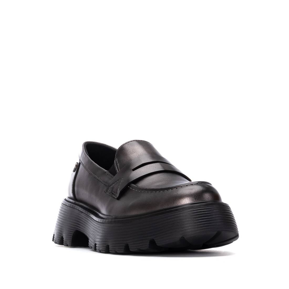 WOMEN'S SHOE REFRESH 17319701