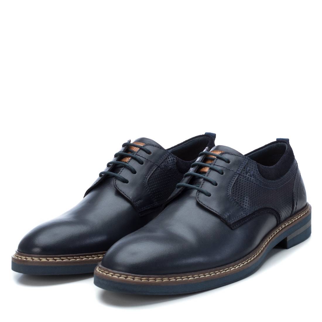 ZAPATO DE HOMBRE CARMELA 06719602