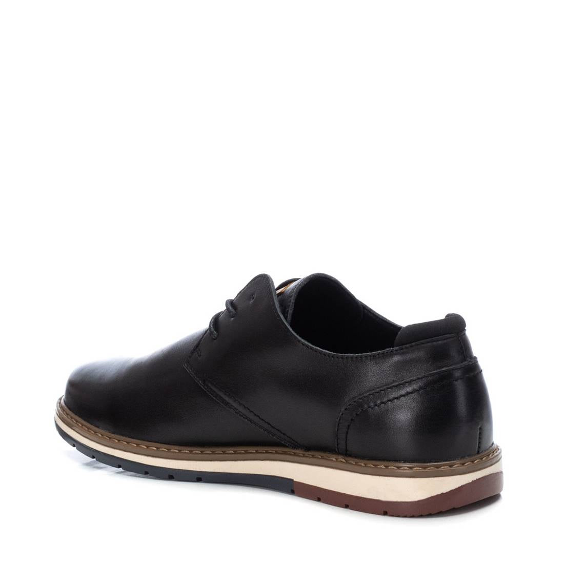 ZAPATO DE HOMBRE CARMELA 16111303