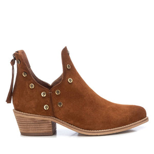Botins femininos de camurça